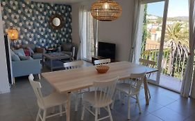Grand Appartement 2 Chambres, Climatisation, Vue Mer, Bandol Centre
